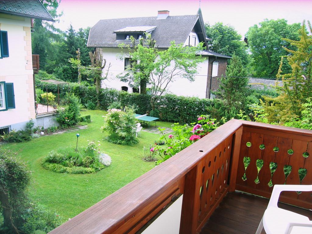 Gaestehaus Sonnenwinkel - Villa Roesler Saint Wolfgang Стая снимка