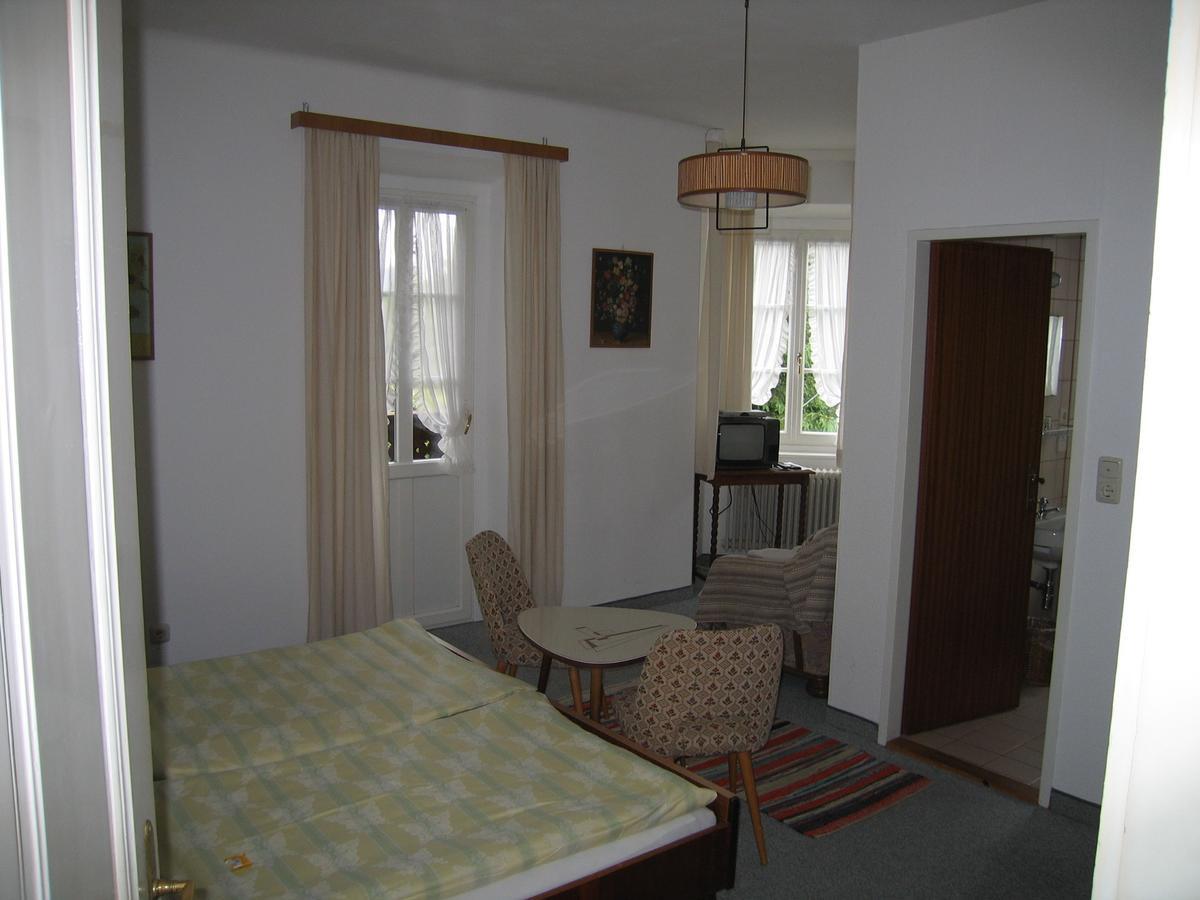 Gaestehaus Sonnenwinkel - Villa Roesler Saint Wolfgang Стая снимка